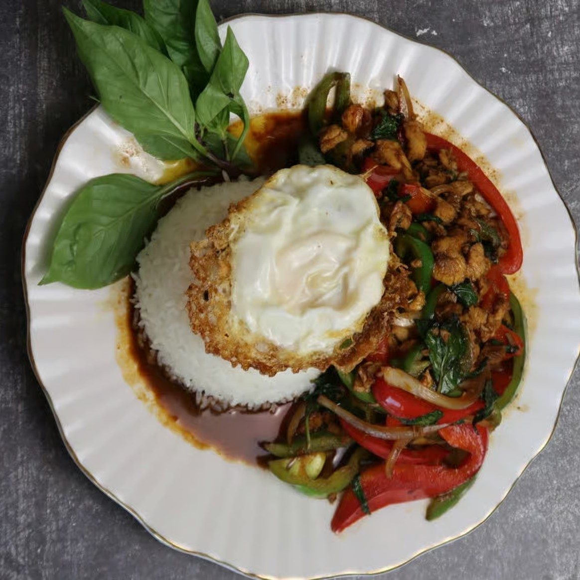 Phad Ka Phao.