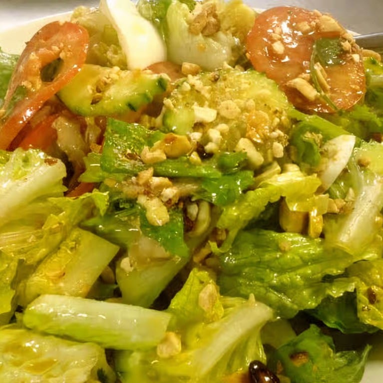 Mix Green Chicken Salad.