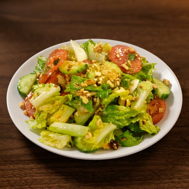 Mix Green Chicken Salad.